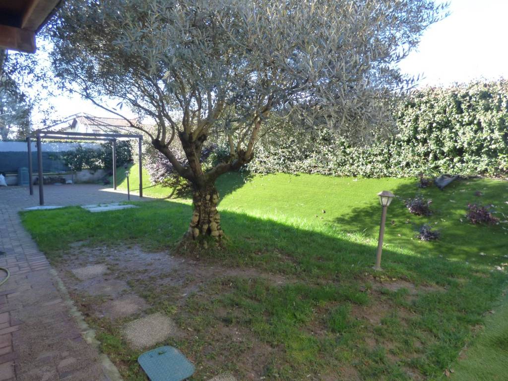 Villa a Vigevano in Via Gravellona - Foto 3