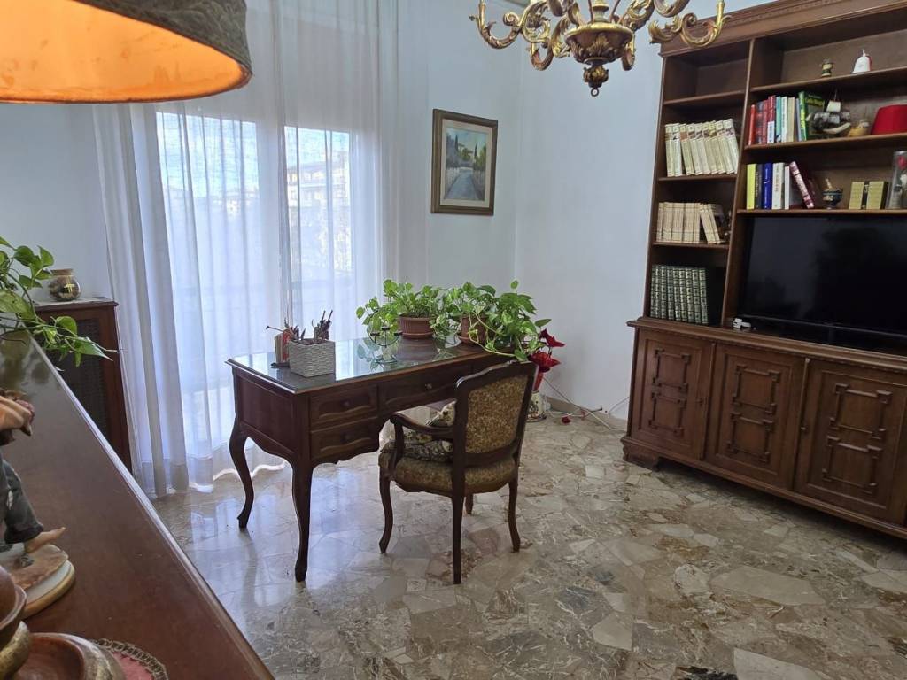 Appartamento a Scandicci in Via Gaetano Donizetti - Foto 5