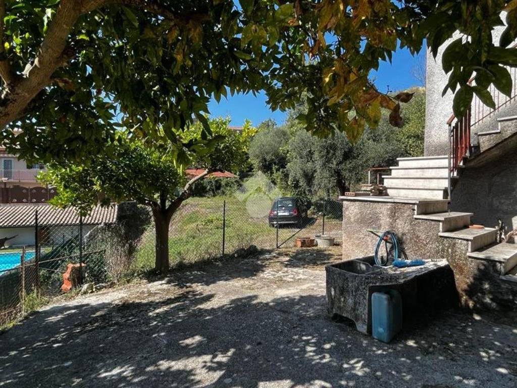 Casa indipendente a Fontana liri in Via Colli, 17 - Foto 2