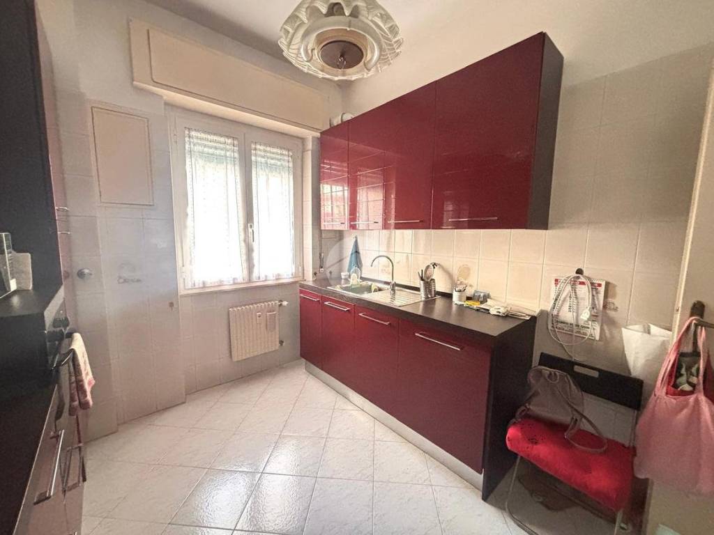 Appartamento a Genova in Via del Borgo - Foto 5