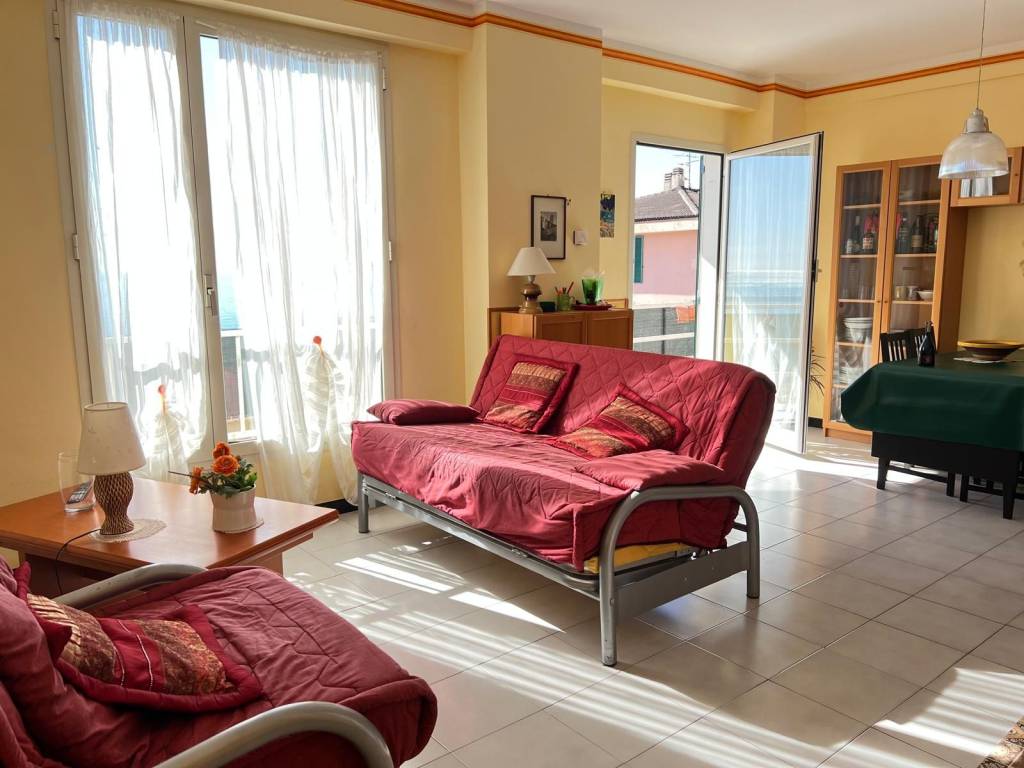 Appartamento a Genova in Via Evasio Montanella - Foto 3