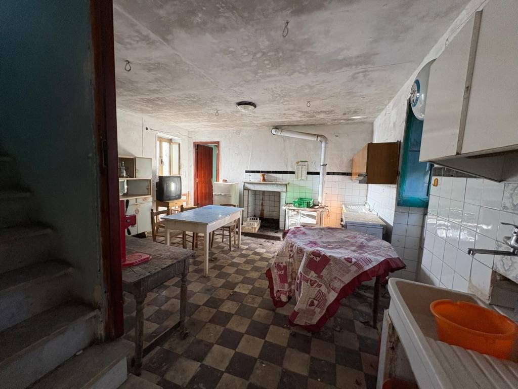 Rustico / casale a Isernia in Località Colle Cioffi - Foto 2