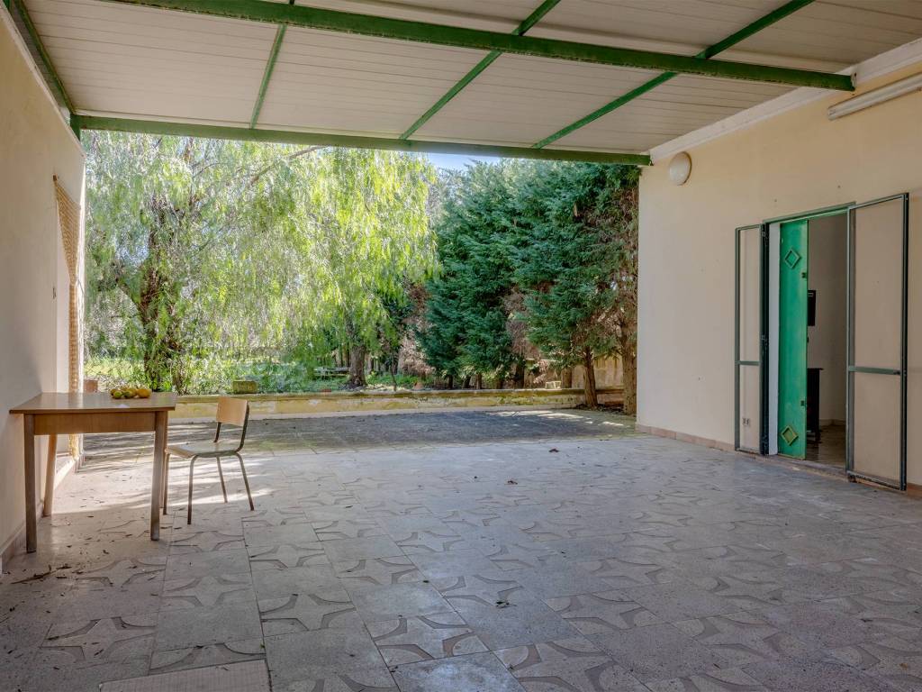 Villa a Francavilla fontana in CONTRADA CORNOLA - Foto 3