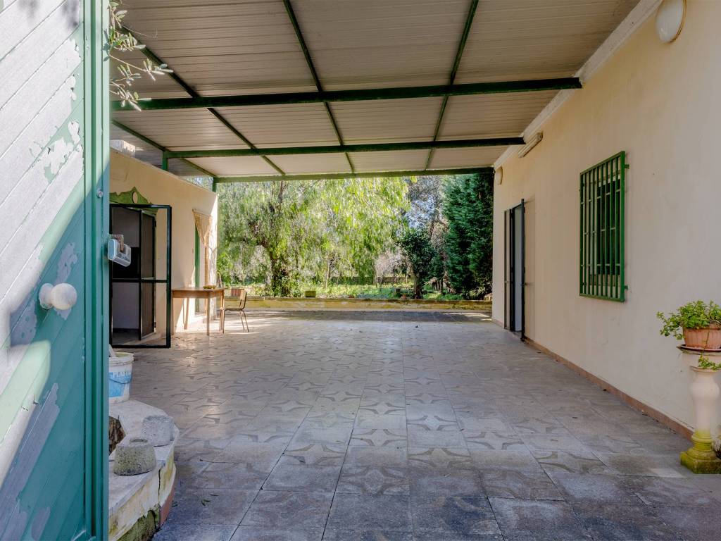 Villa a Francavilla fontana in CONTRADA CORNOLA - Foto 5