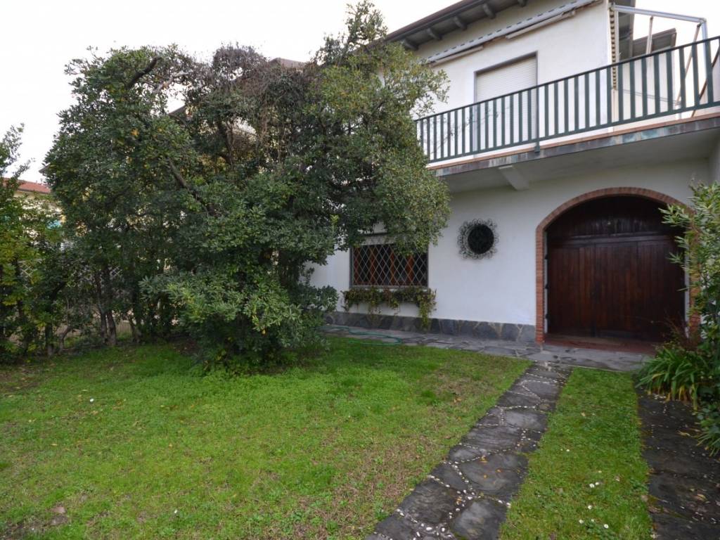 Villa a Pietrasanta - Foto 2