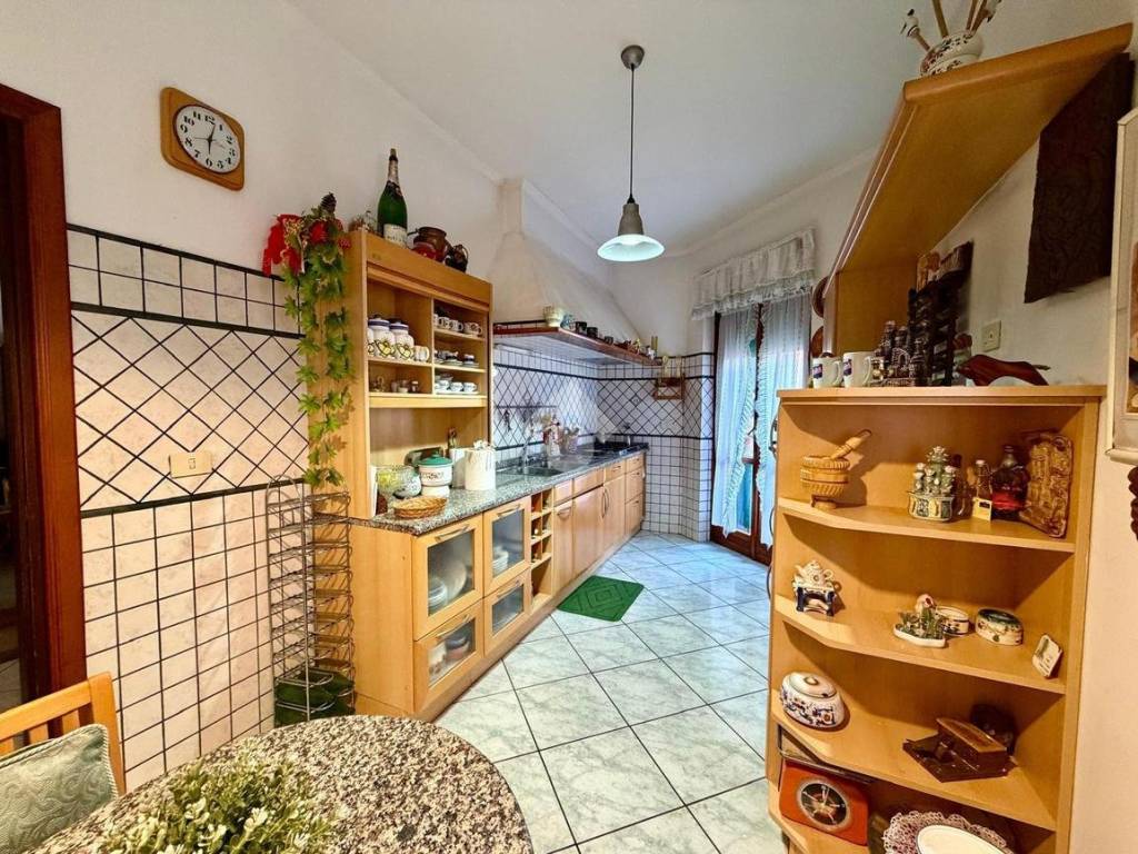 Appartamento a Ciampino in Via Guglielmo Marconi, 01 - Foto 5