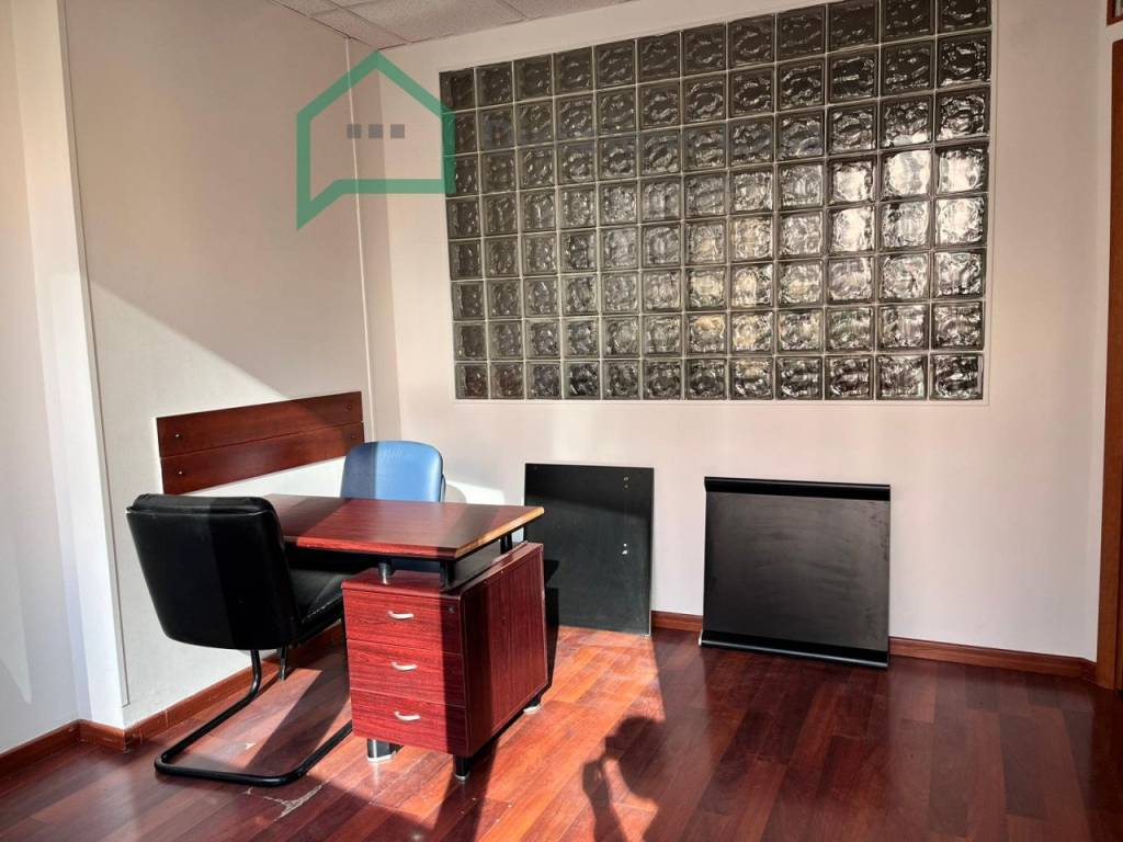 Immobile a Napoli in Centro Direzionale - Foto 3