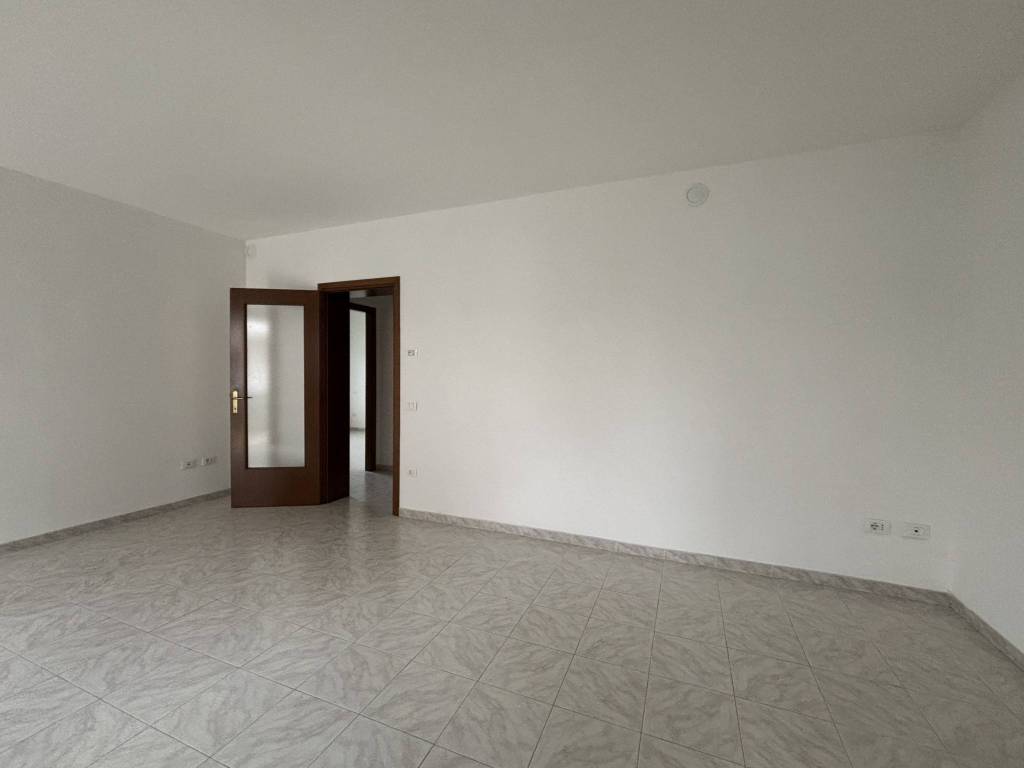 Appartamento a Taglio di po in Via Romea - Foto 4