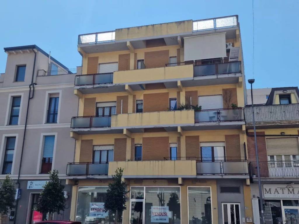 Appartamento a Montesilvano in CORSO UMBERTO I 50 - Foto 2