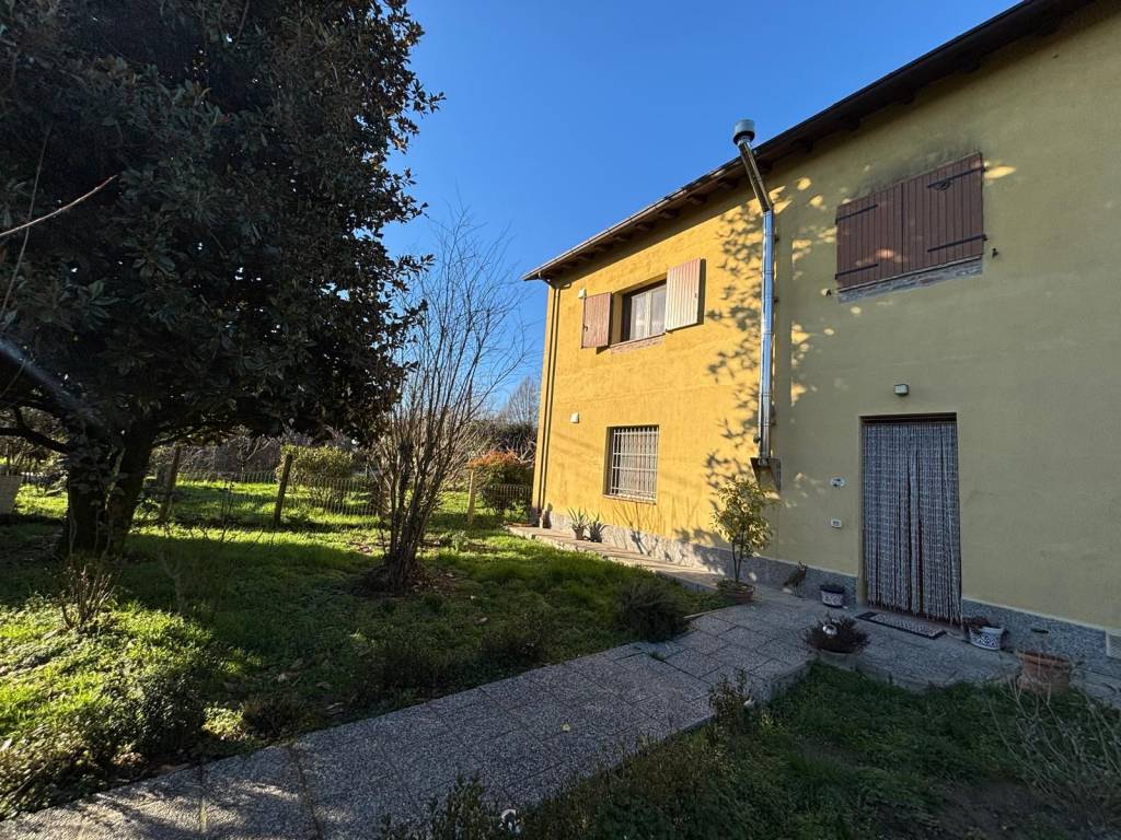 Rustico / casale a Pieve d'olmi in Via Ca' de' Gatti - Foto 2