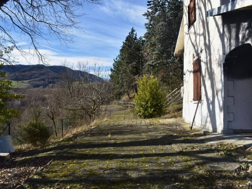 Casa indipendente a Neviano degli arduini in strada le Mole - Foto 4
