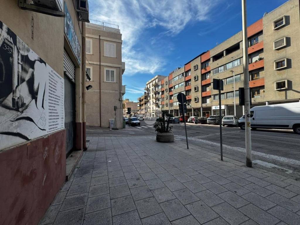 Immobile a Cagliari in Viale Sant'Avendrace, 327 - Foto 2