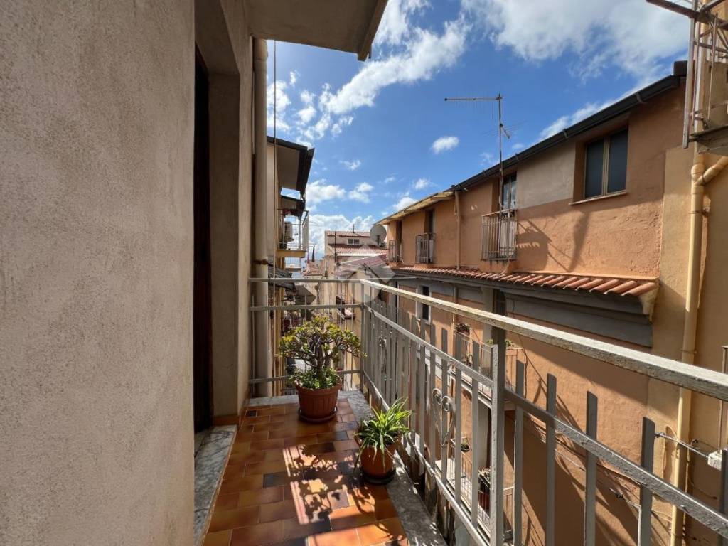 Casa indipendente a Lamezia terme in Via Carnia, 24 - Foto 5