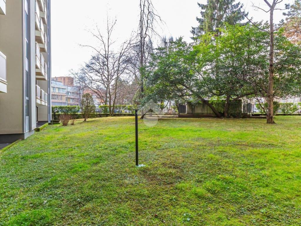 Appartamento a Torino in Via Monte Ortigara, 41 - Foto 2