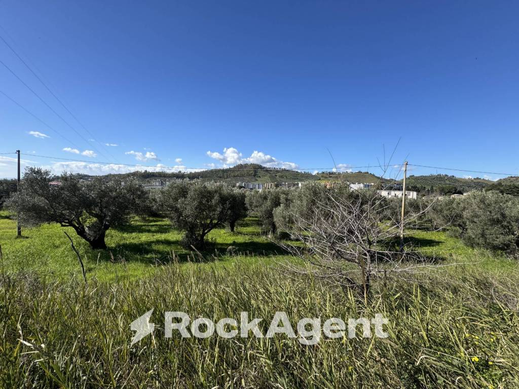 Terreno a Catanzaro in Viale Magna Grecia - Foto 3