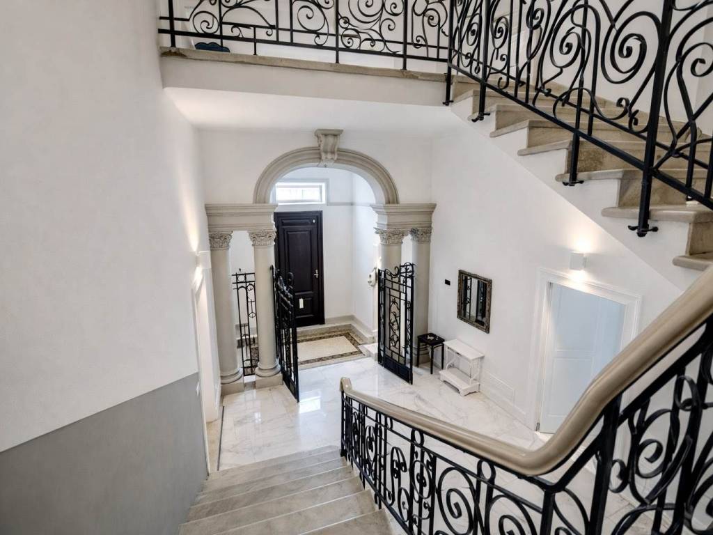 Villa a Viareggio in Via Silvio Pellico - Foto 3