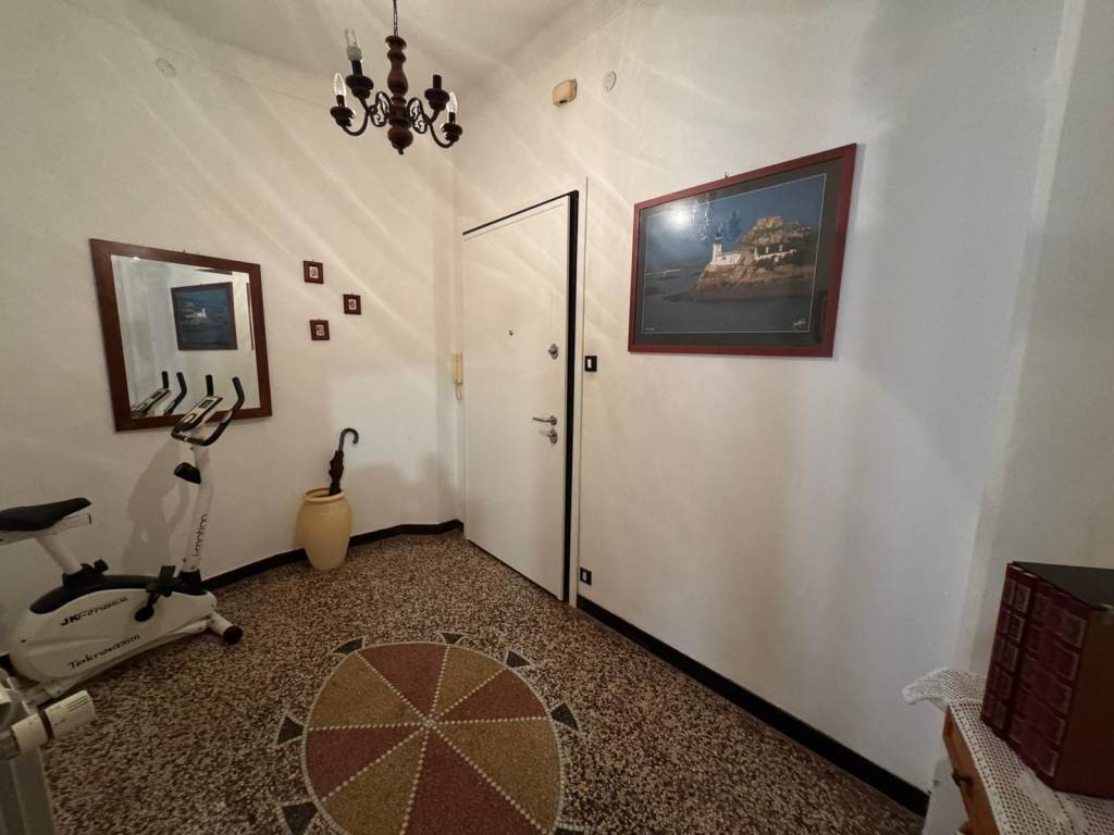 Appartamento a Genova in Via Antonio Caveri, 5 - Foto 3