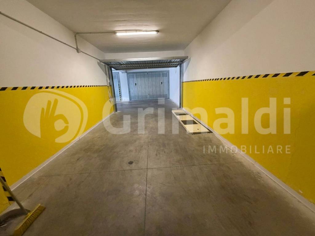 Box / garage a Messina in Via Minissale, 44 - Foto 5