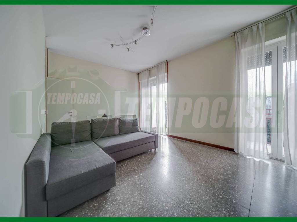 Appartamento a Gallarate in Via PALESTRO - Foto 3