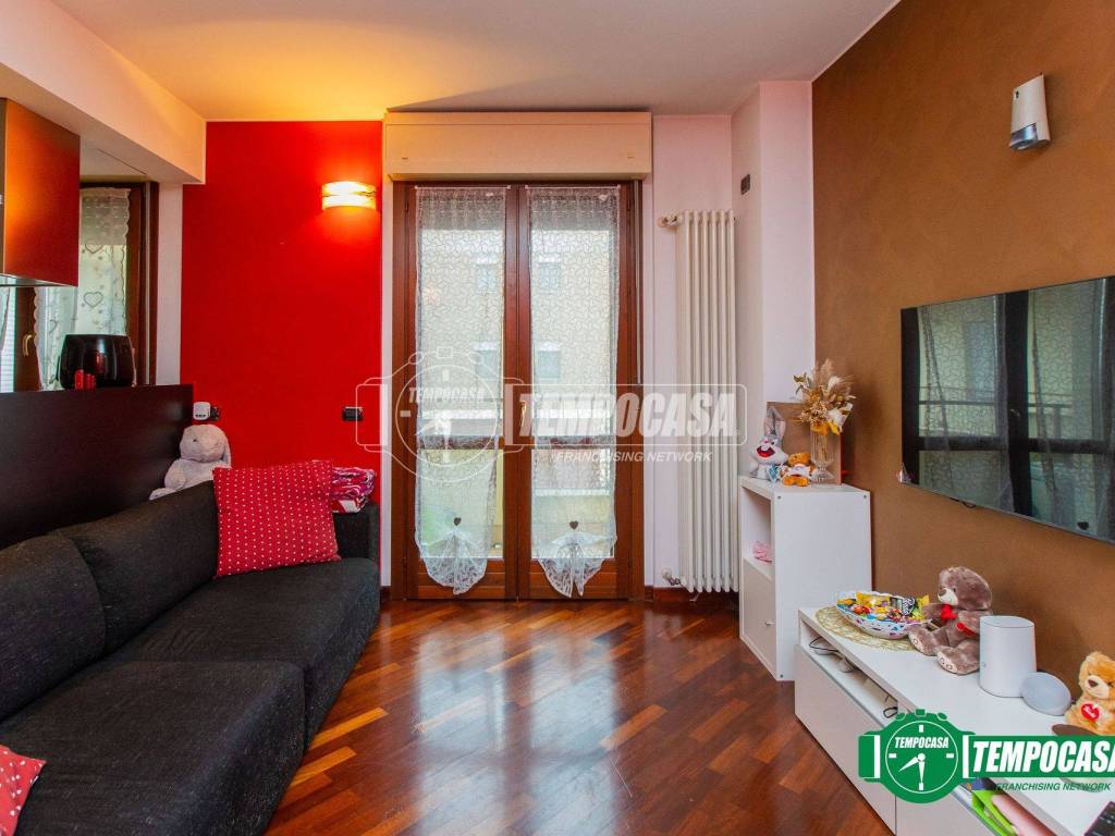 Appartamento a Caltignaga in Piazzale Asilo 2 - Foto 3