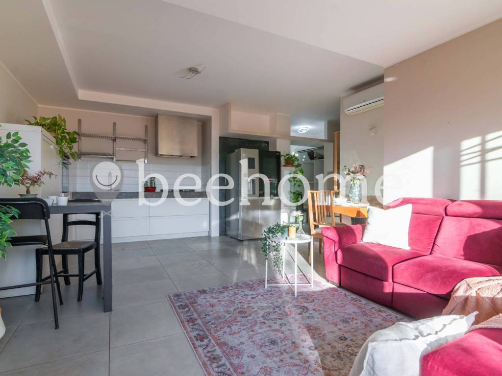 Appartamento a Fiumicino in Via Pierleone Ghezzi, 45 - Foto 2