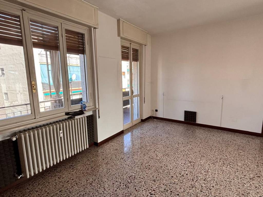 Appartamento a Voghera in Via Piave, 41 - Foto 2
