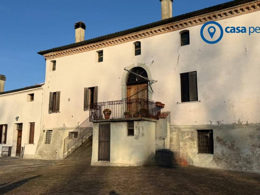 Villa a Bosaro in via carri 655 - Foto 2