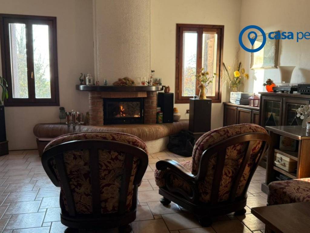 Villa a Bosaro in via carri 655 - Foto 4