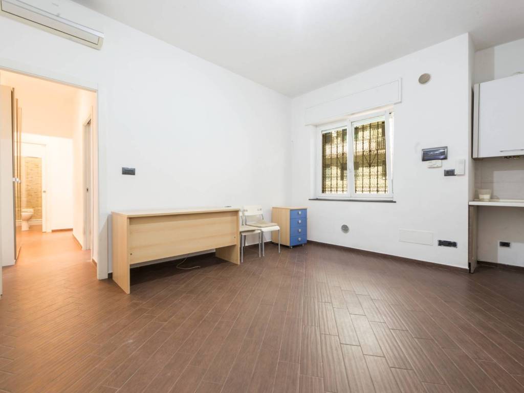 Appartamento a Genova in Via Pasquale Berghini, 11 - Foto 2