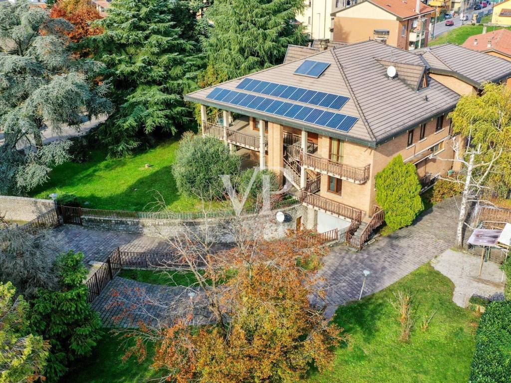 Villa a Bollate in Via Madonna, 83 - Foto 2