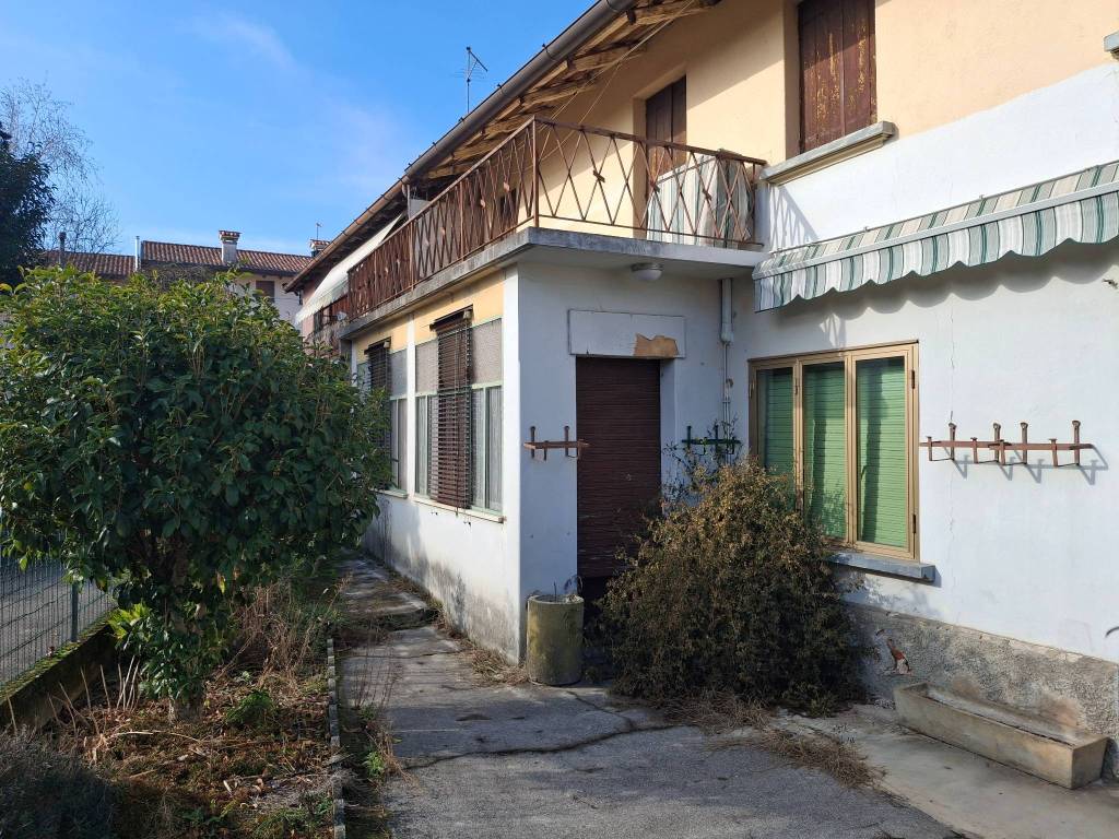 Villetta a schiera a Basiliano in Via Montello, 12 - Foto 4