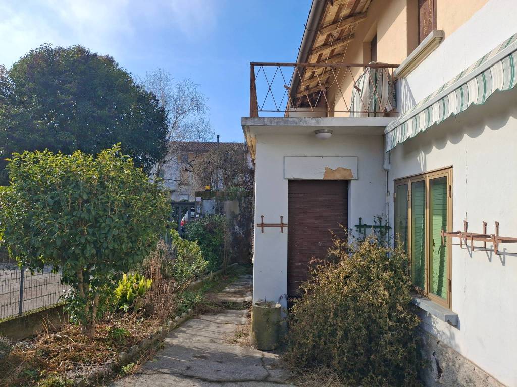 Villetta a schiera a Basiliano in Via Montello, 12 - Foto 5