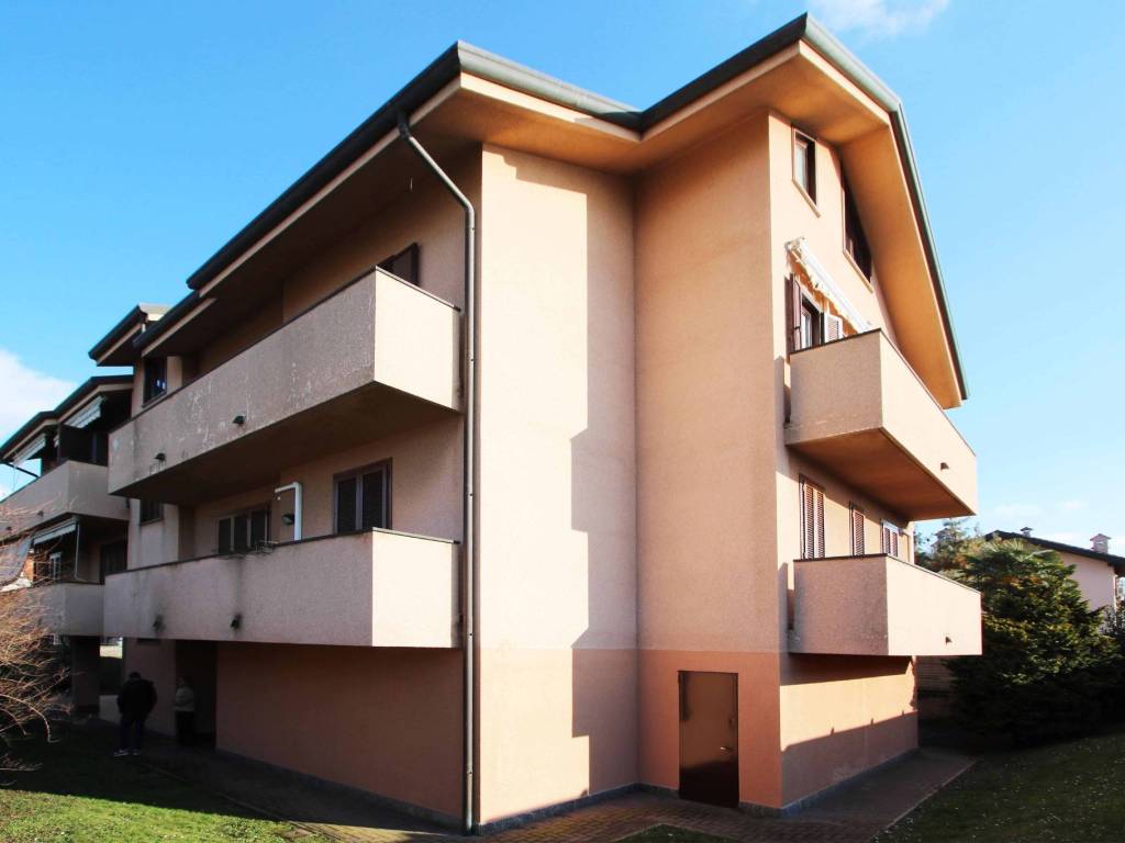 Appartamento a Legnano in Via degli Astronauti - Foto 2