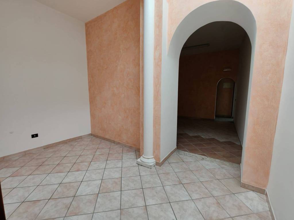 Appartamento a Benevento in Via Pietro De Caro - Foto 4