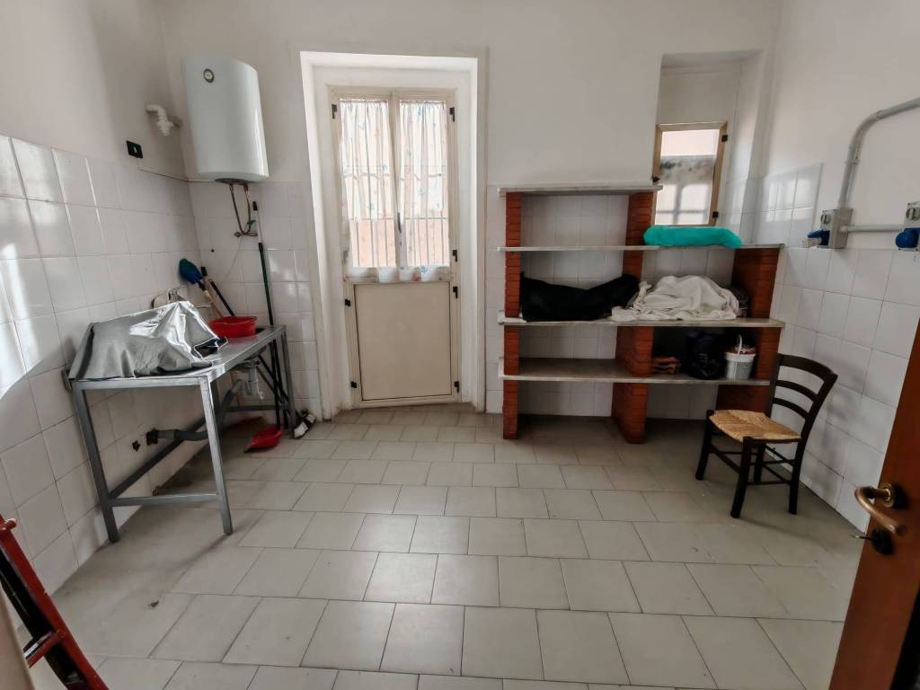 Appartamento a Benevento in Via Pietro De Caro - Foto 5