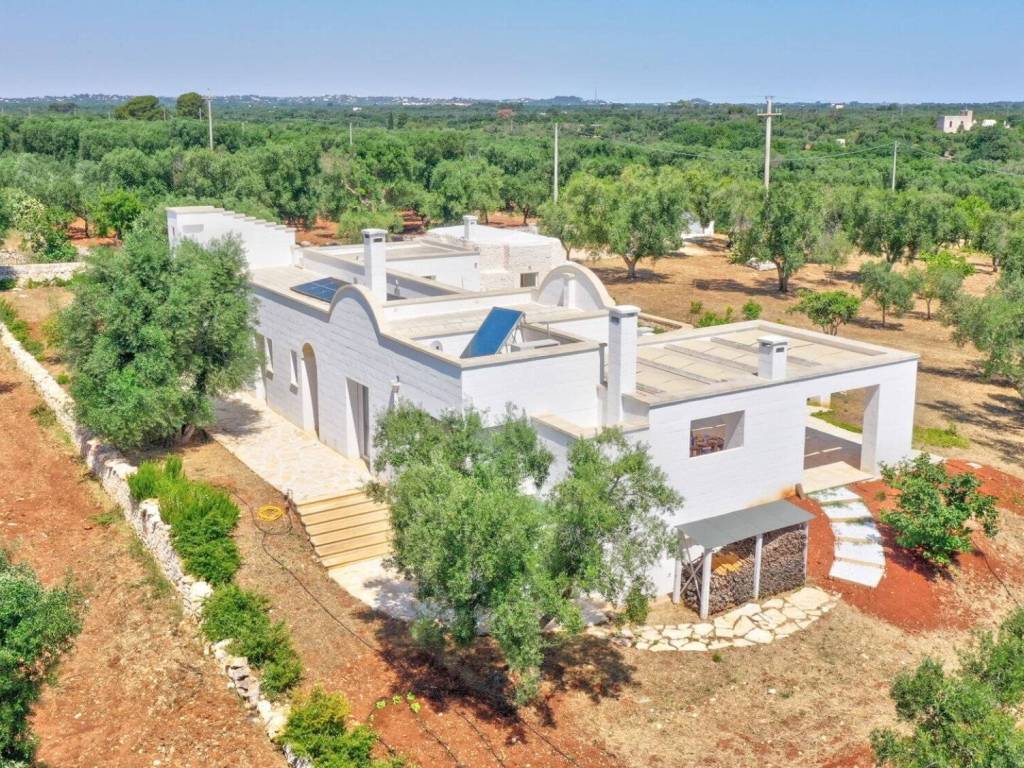 Villa a Carovigno in Via Vittorio Alfieri - Foto 2