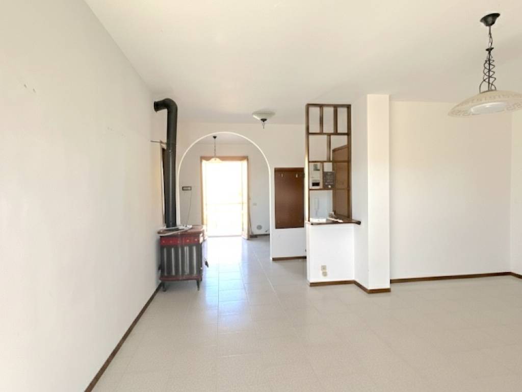 Appartamento a Tuoro sul trasimeno in Via Cortonese - Foto 2