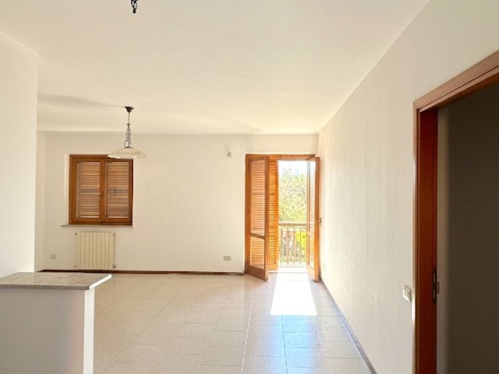 Appartamento a Tuoro sul trasimeno in Via Cortonese - Foto 3