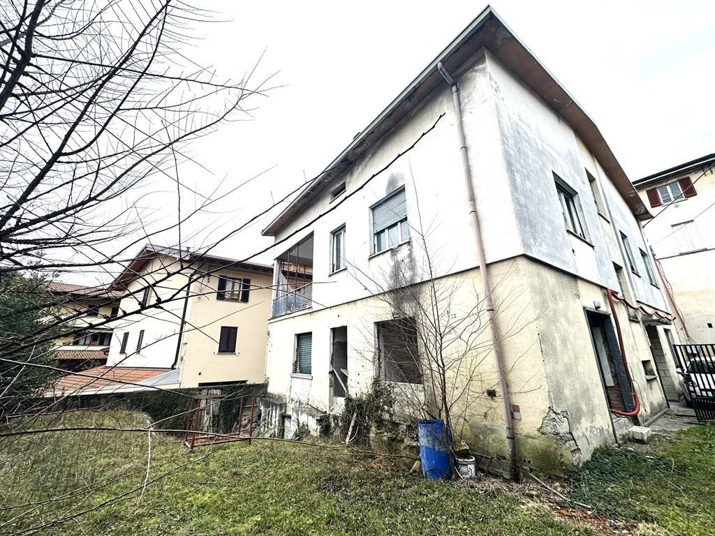 Rustico / casale a Valgreghentino in piazza san giorgio - Foto 2