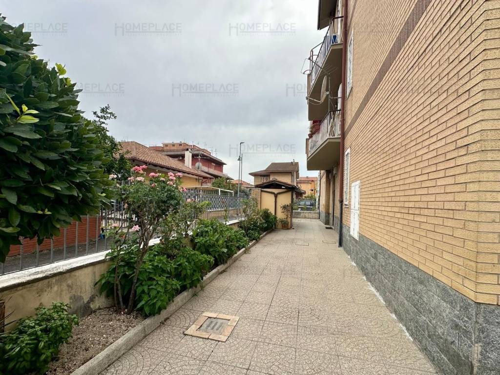 Appartamento a Ciampino in Via Rodolfo Morandi - Foto 4