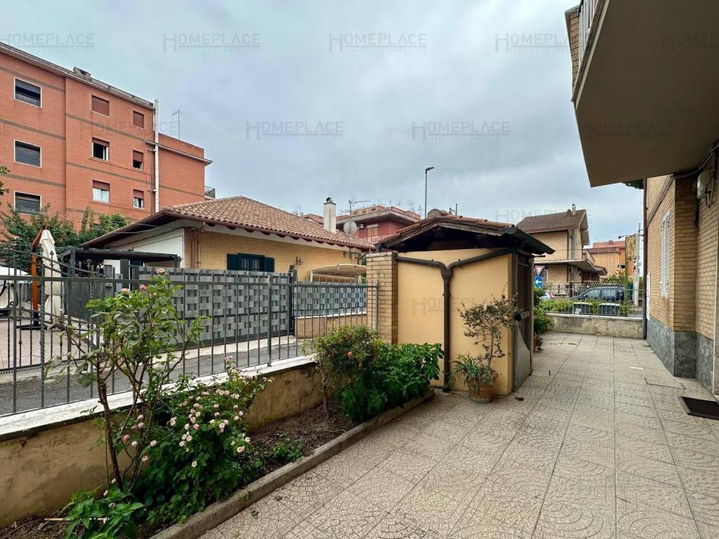 Appartamento a Ciampino in Via Rodolfo Morandi - Foto 5