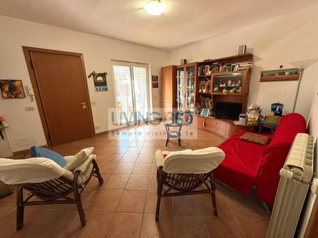 Appartamento a Manziana in Via Roma, 98 - Foto 2