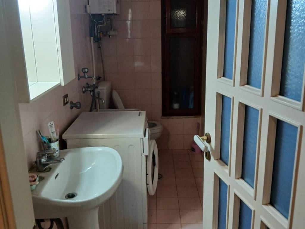 Appartamento a Salerno in Via Quintino di Vona - Foto 4