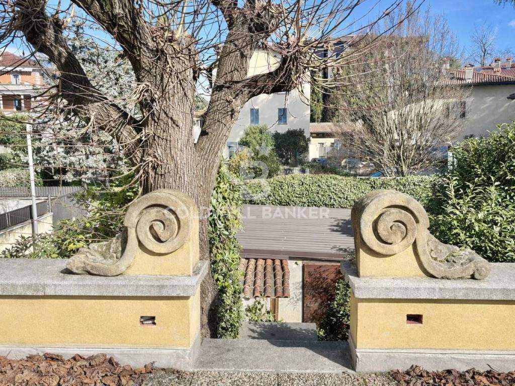 Villa a Carate brianza in Via dei Bersaglieri, 1 - Foto 3