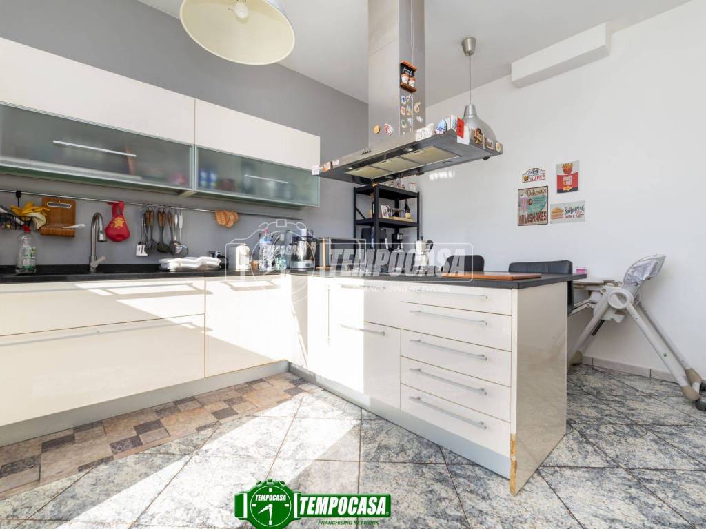 Appartamento a Cavenago di brianza in Via ROMA 139 - Foto 5