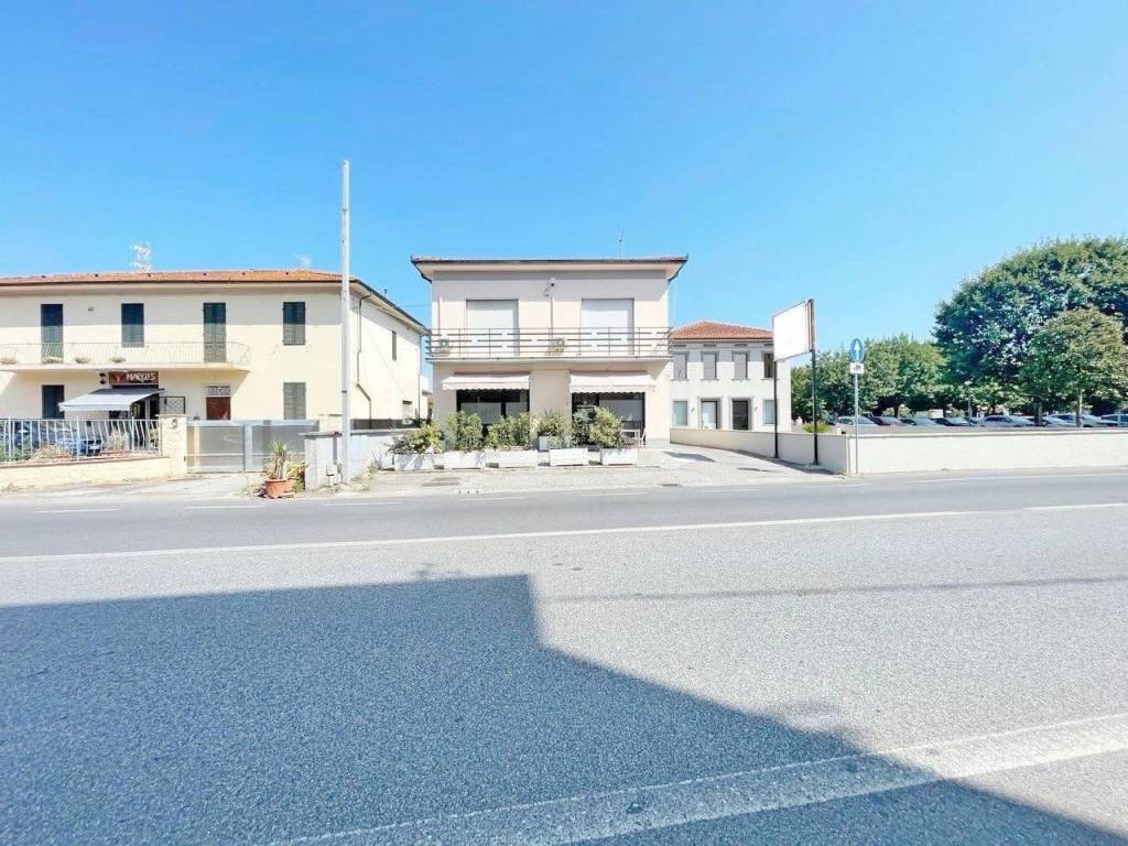 Immobile a Capannori in Via Pesciatina, , 111 - Foto 2