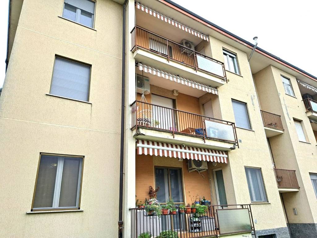 Appartamento a Galliate in Via XXV Aprile - Foto 2