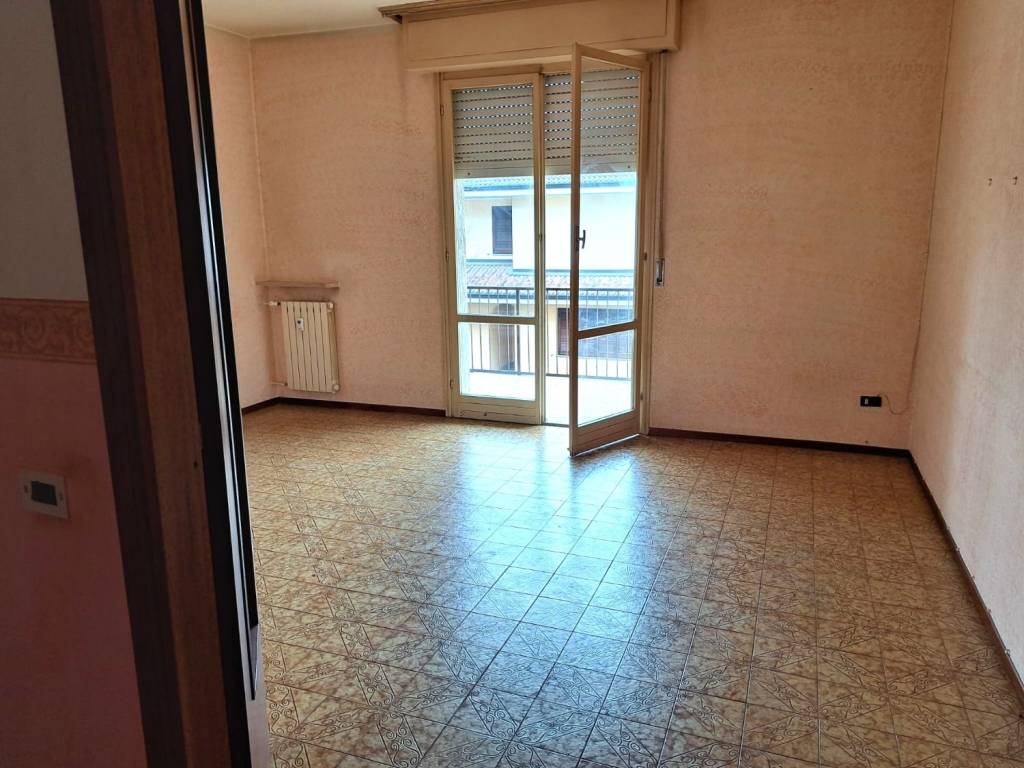 Appartamento a Galliate in Via XXV Aprile - Foto 4