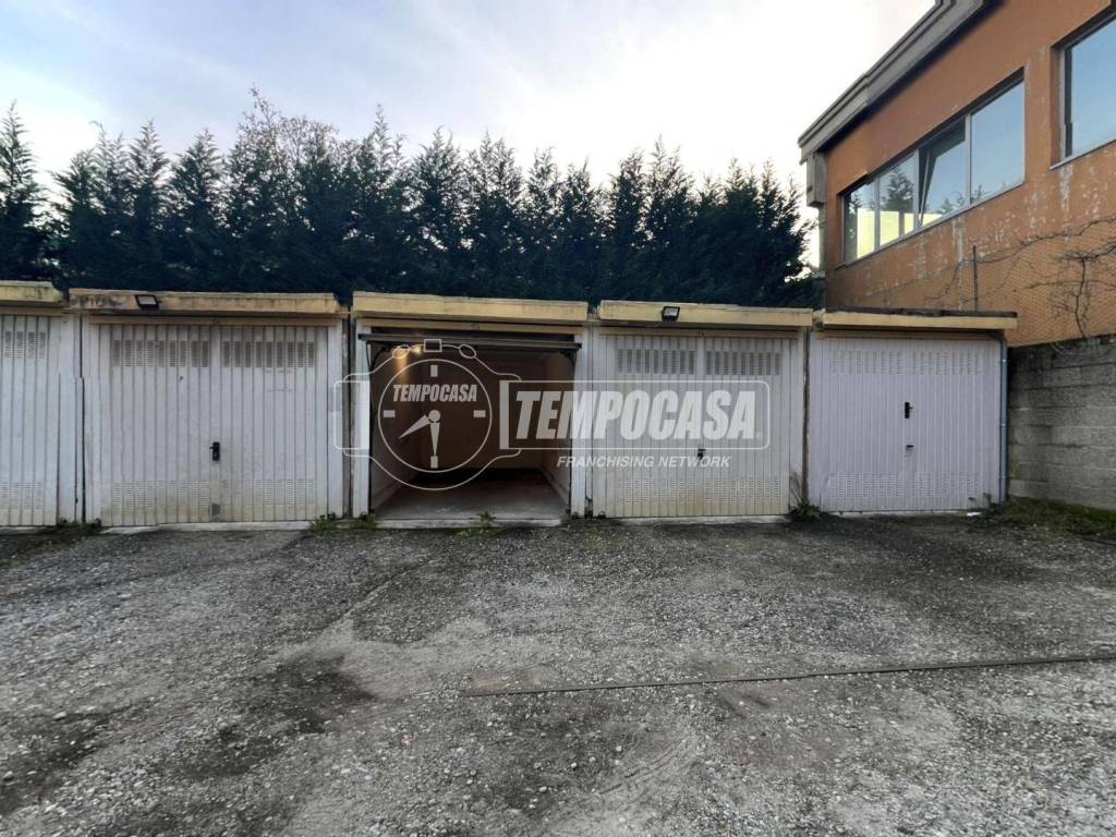Box / garage a Brugherio in Via della Vittoria - Foto 3