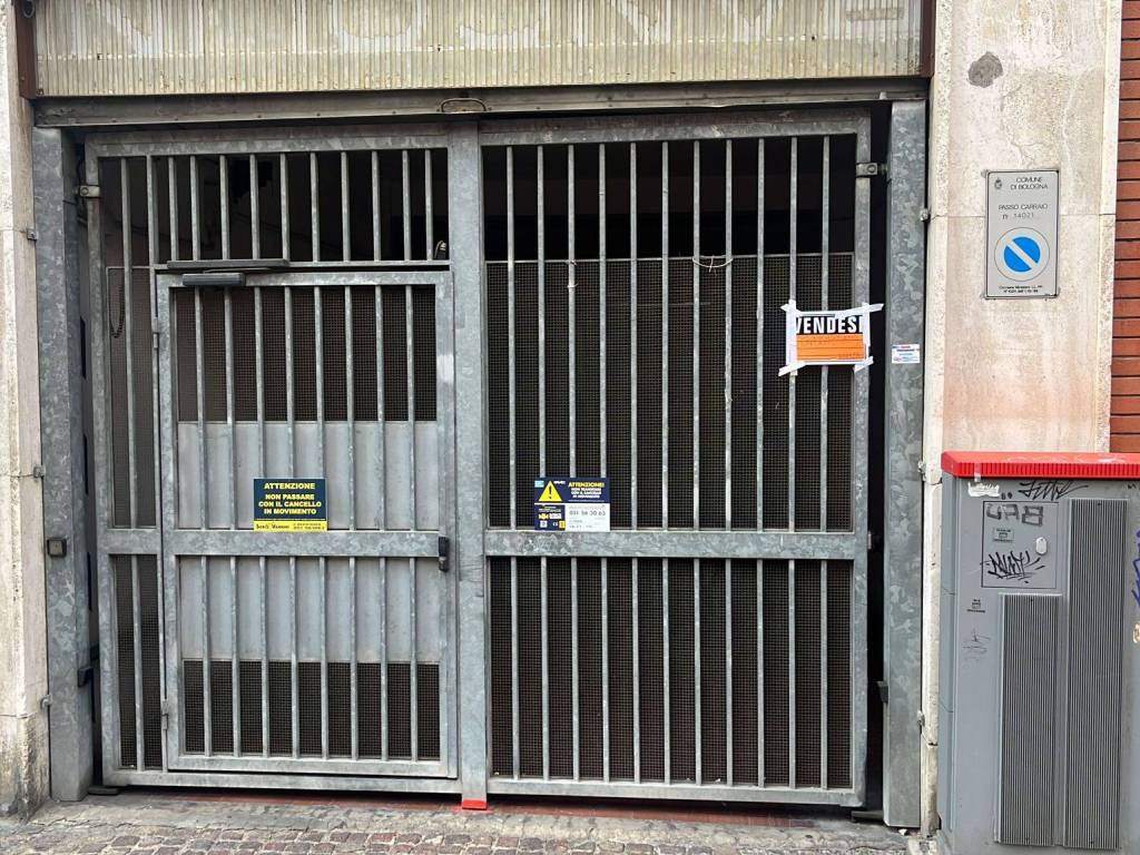Box / garage a Bologna in Via Milazzo, 9 - Foto 3